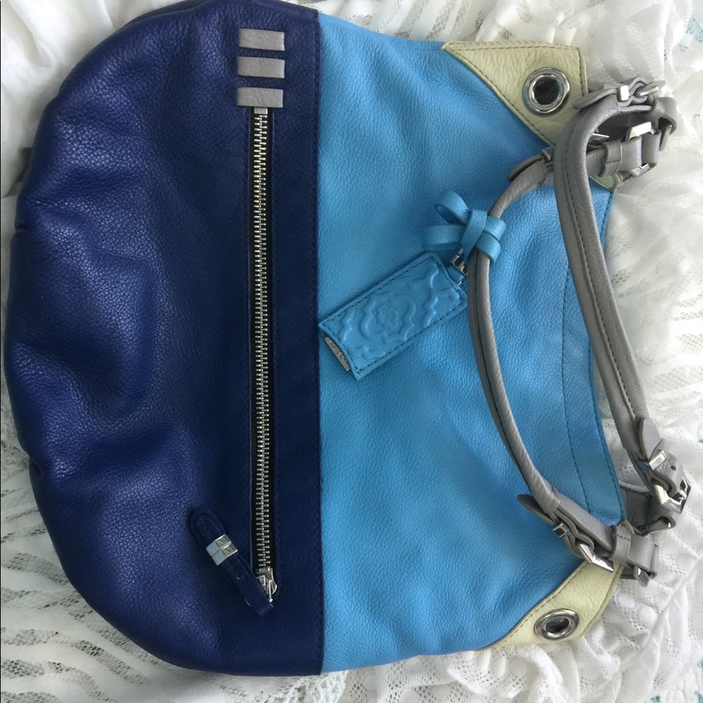SOLD* ITEM SOLD*.
